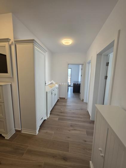Apartament 3 camere decomandat, Cristian - Brasov