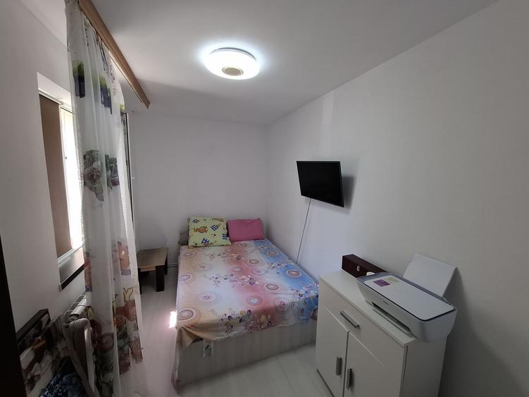Apartament cu 4 camere renovat centrala gaz Inel II