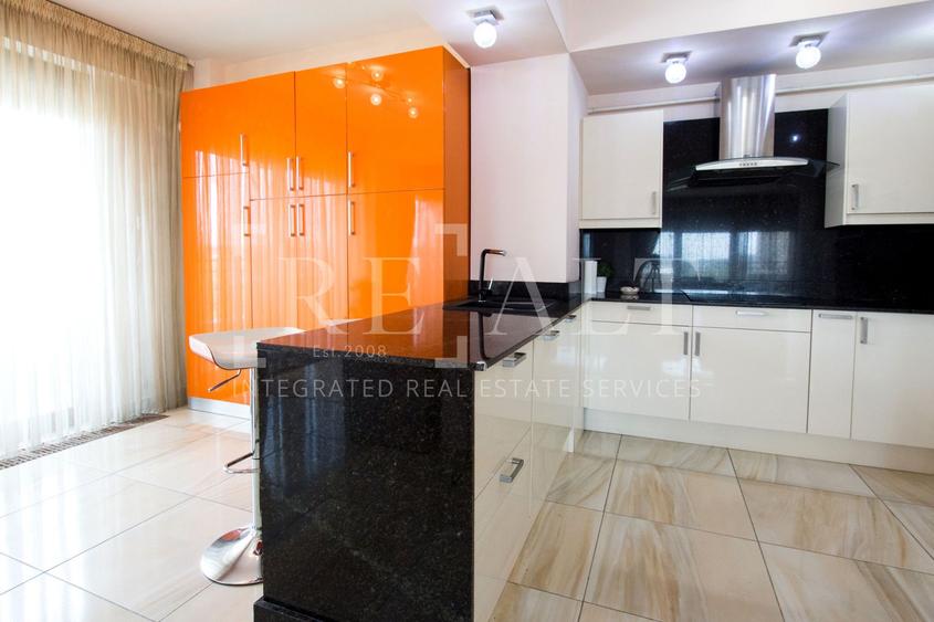 Inchiriere apartament 3 camere | Generos, 2 x Parcare, Acces lift | Domenii