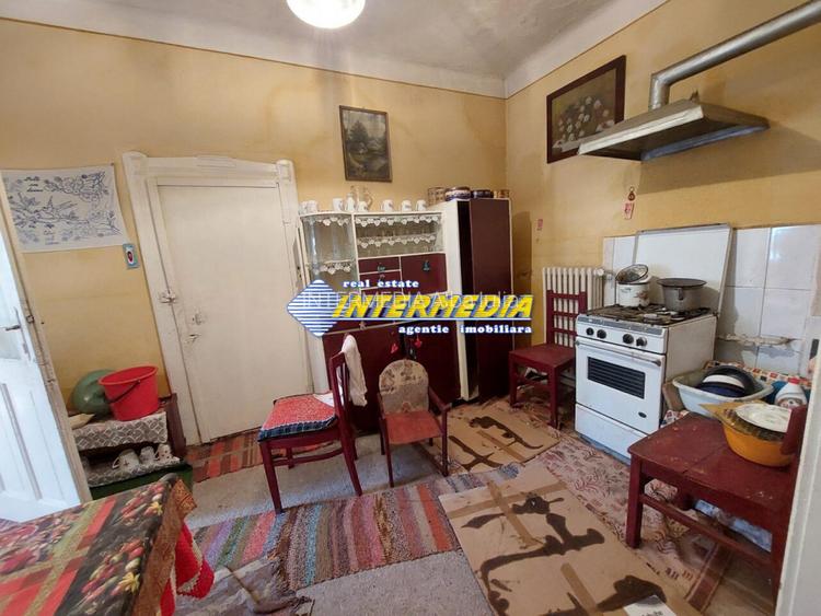 Casa de vanzare in Centru pozitie buna - 4