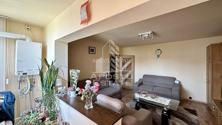 Apartament de vanzare cu 3 camere, decomandat, Aradului Timisoara - 4