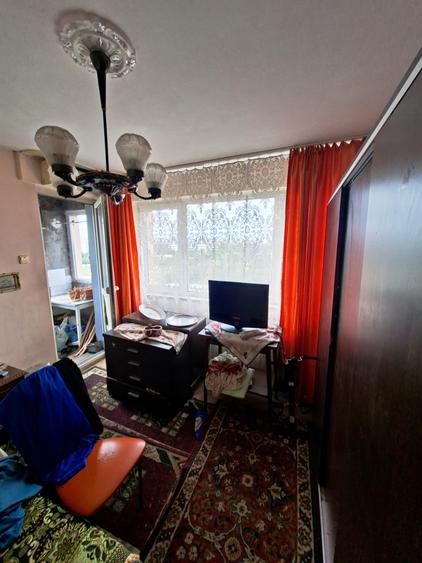 3 camere Titan Parc - Metrou