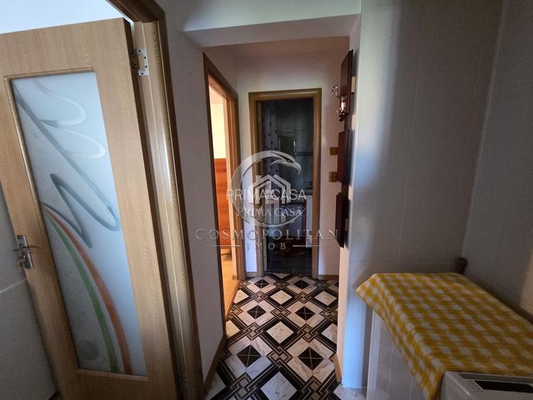 Apartament cu 3 camere, zona Bvd. Stadionului/BZ ~ etaj 3 din 4