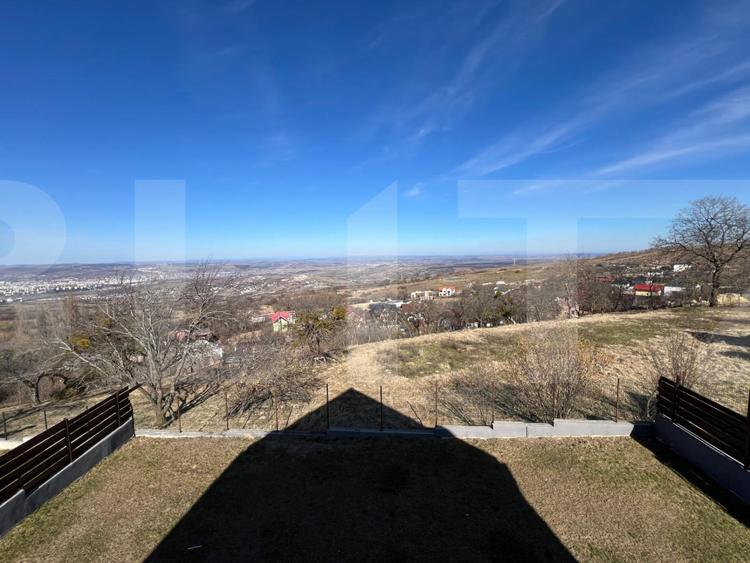 Duplex premium în Feleacu - Casă cu panoramă spectaculoasă asupra Clujului