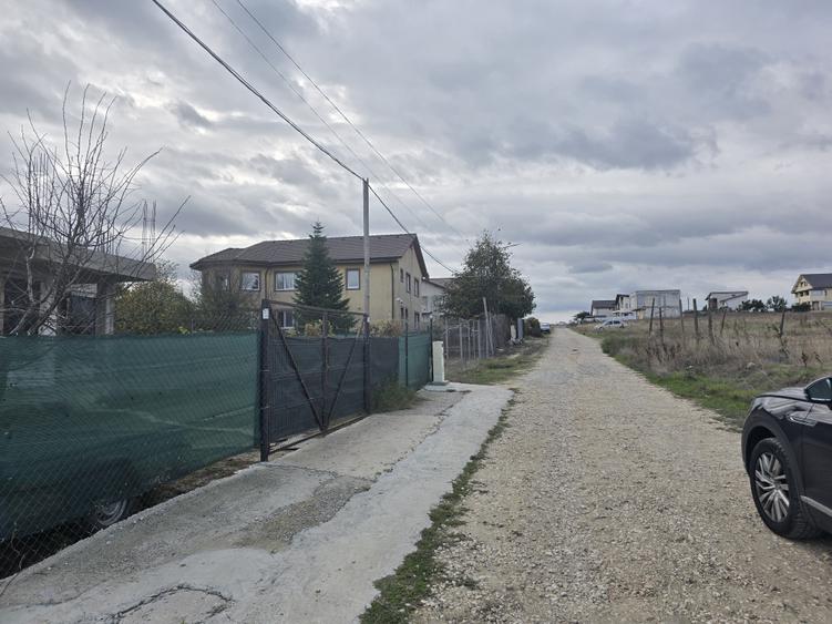 Vand teren in Ovidiu