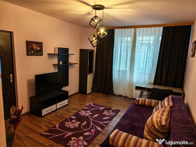 APARTAMENT DE INCHIRIAT