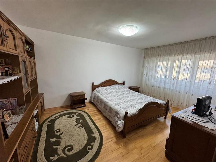 Apartament 3 camere, mobilat si utilat, ultracentral, etaj 9/10