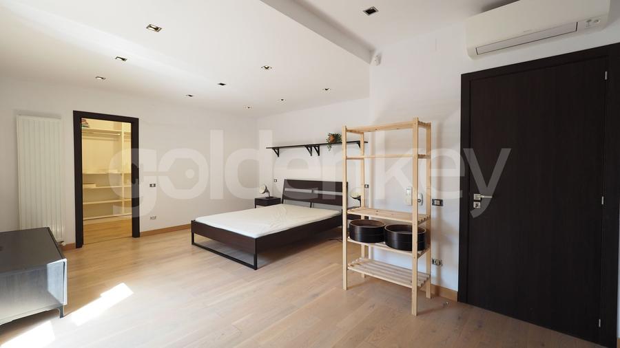 Vila mobilata cu 4 dormitoare si gradina proprie