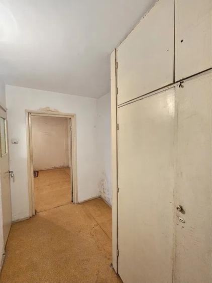 Garsoniera Drumul Taberei metrou Moghioros / Romancierilor