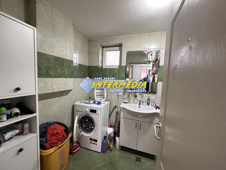 Casa cu 3 camere  in Cetate la asfalt cu 1176 mp Teren - 11