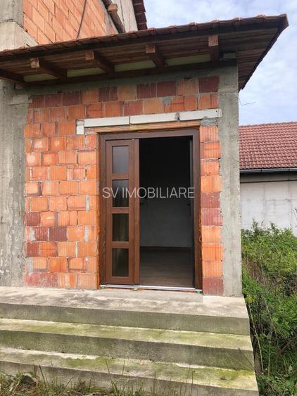 Comision 0 - Casa cu spatiu comercial si teren de 2877 m2 in Glimboca - 9