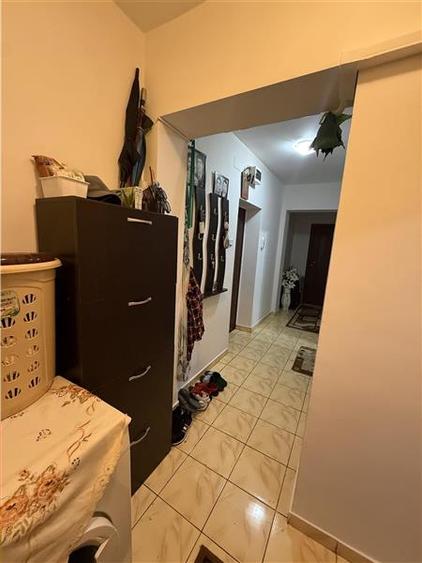 Apartament 2 Camere si 2 Bai, Decomandat, Zona Cet
