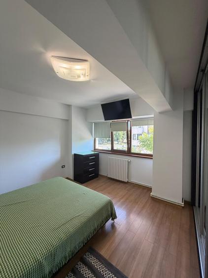 Apartament 3 camere Decomandate Dacia / Mega Image