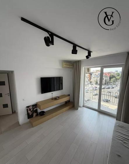 Apartament 3 camere - Piata Romana -ASE