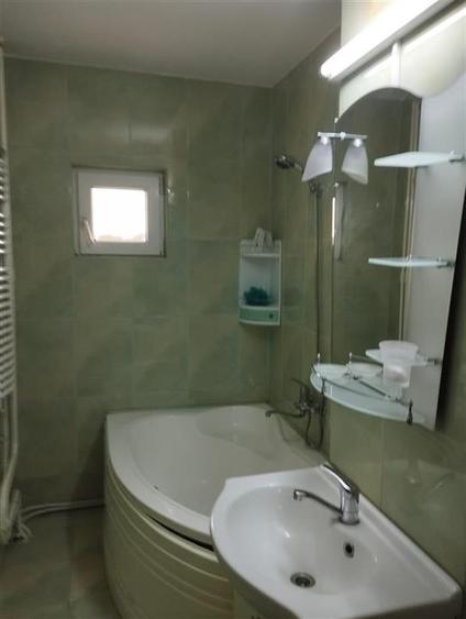 3 camere decomandate Arena Mall
