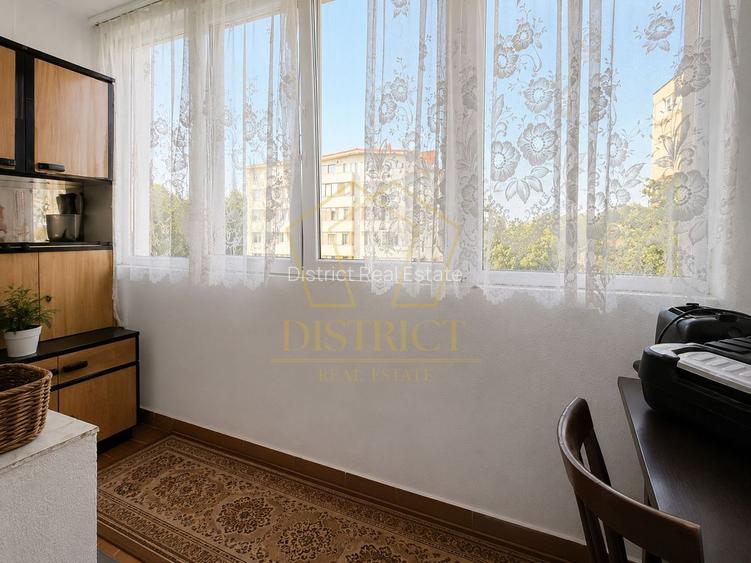 Apartament decomandat cu 4 camere, etaj 1 | Lipovei - 9
