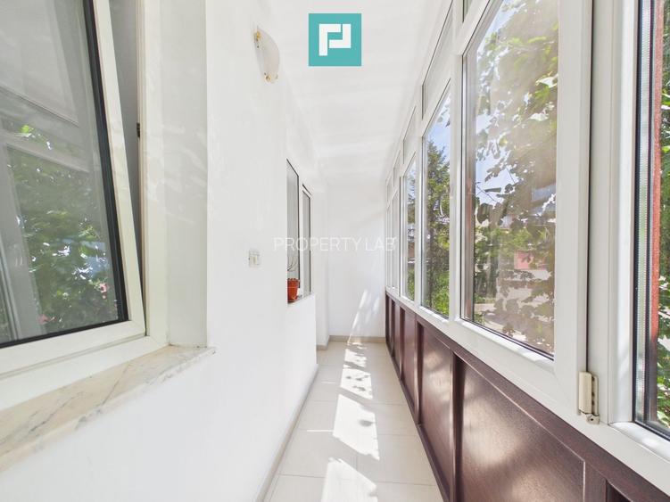 Apartament cu 3 camere decomandat, Str. Horia - 11