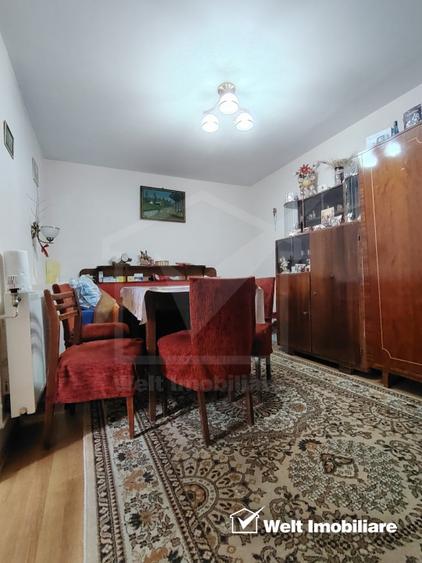 Casa calcan cu gradina mare in Inima cartierului Intre Lacuri - Cluj-Napoca