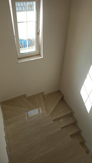 Casa zona Pensiunii Bianca