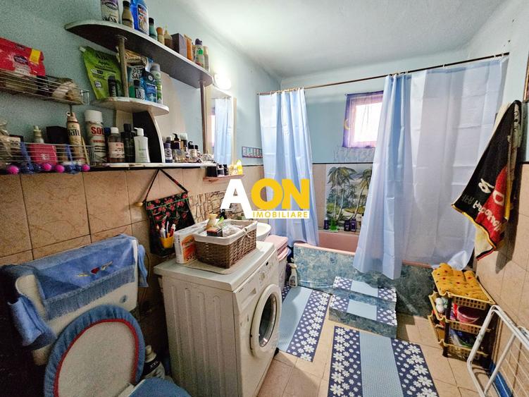 Casa 6 camere, 389 mp teren, P+1, in zona Garii