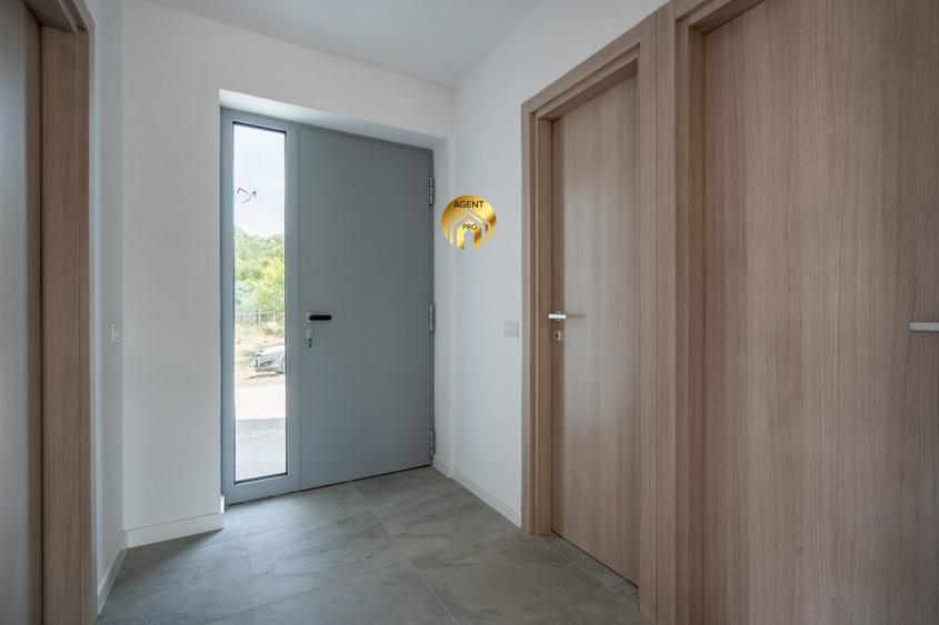Casa 4 camere - Complex Privat - Aproape de DN1 - Otopeni Odaile
