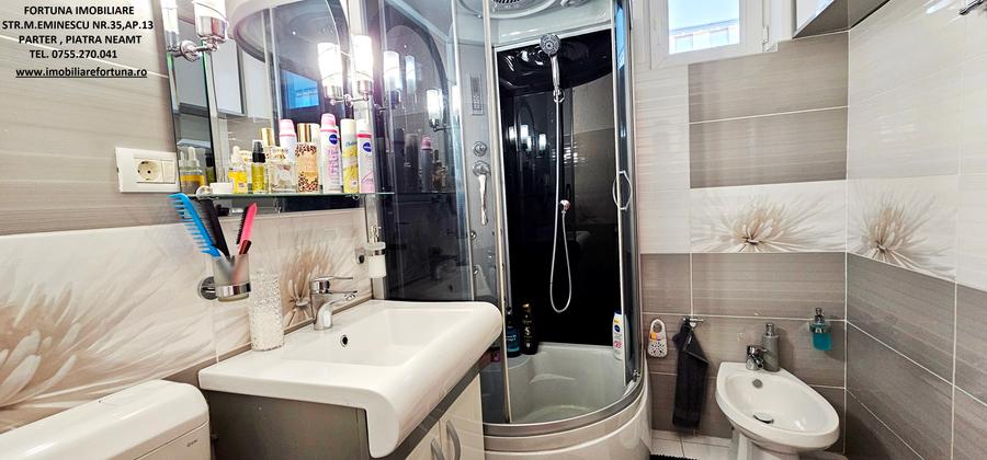 Apartament 2 camere modernizat,mansarda,etaj 10, zona Carpati-Darmanesti
