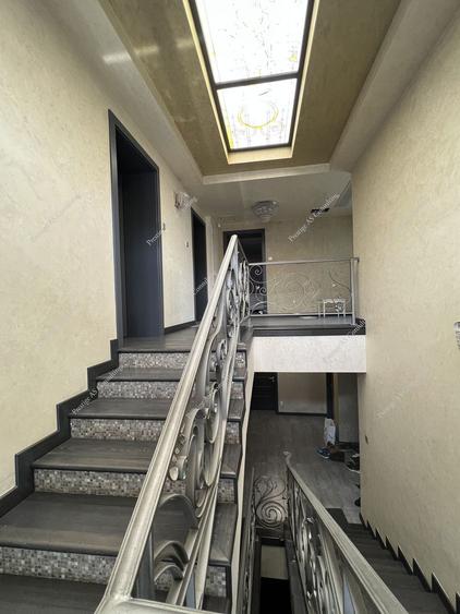 Cladire 7 Incaperi 5 Grupuri Sanitare| 1056mp Teren | Calea Lipovei