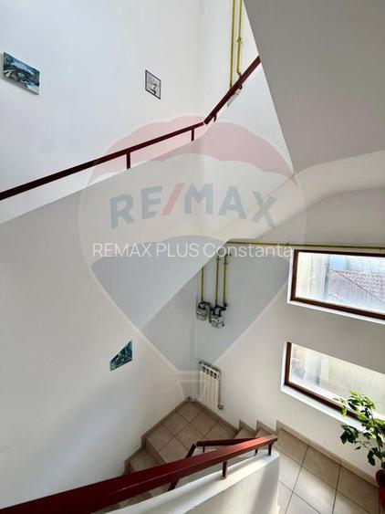 Apartament de  vânzare zona Peninsula Constanta zona Cazino Bloc Nou - 7