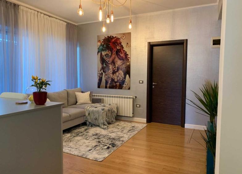 Apartament 3 camere Lux in Bloc Nou zona 13 Septembrie