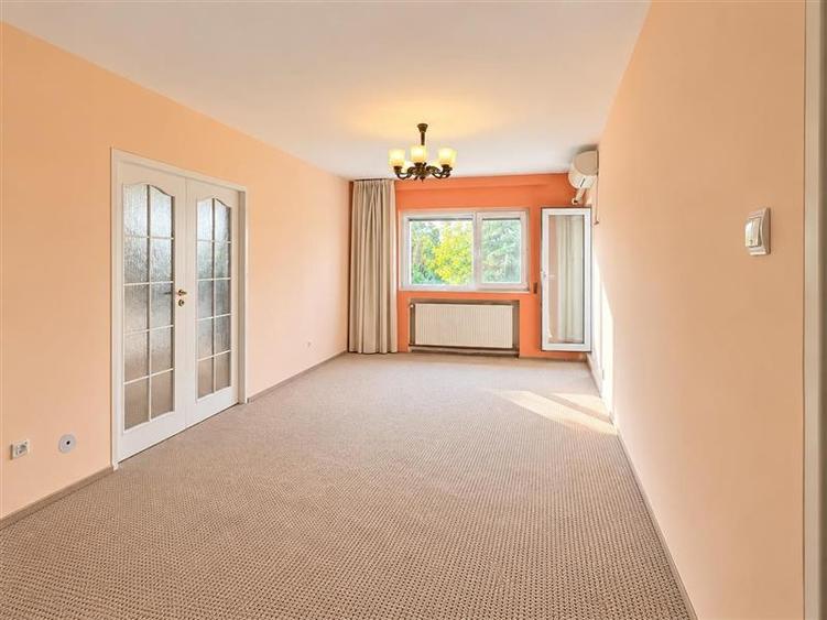 Apartament 4 camere Copou, parcul EXPO, cu parcare si boxa.