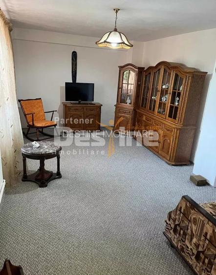 Inchiriez apartament 3 camere Zona Modern - 4