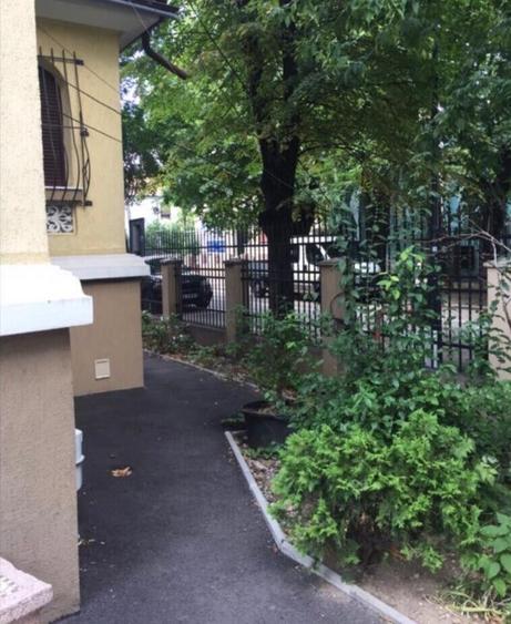 Apartament 4 camere de închiriat în vilă – Primăverii
