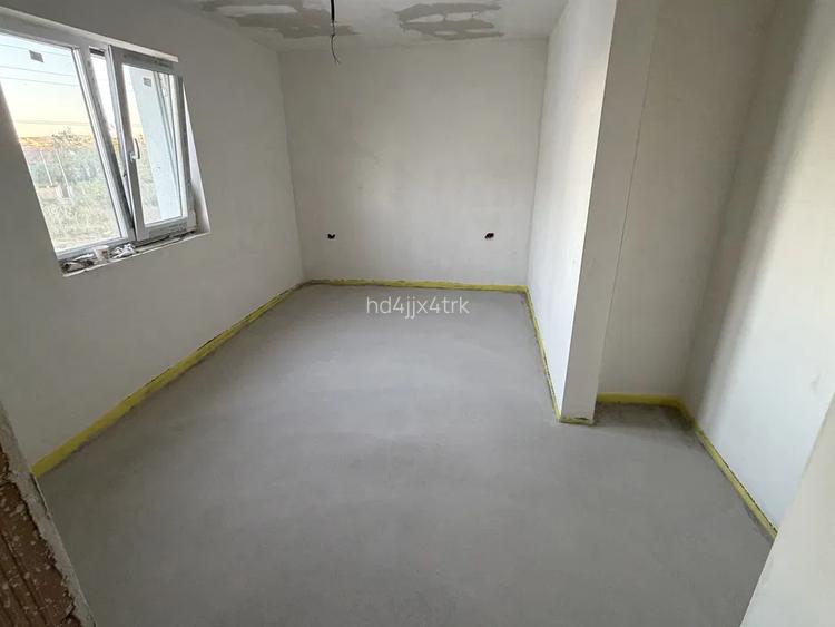 Duplex de vanzare Cetate - Zona piata