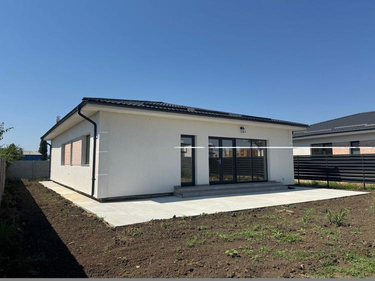Casa parter Tunari 5 camere curte 400m2, 140m2, UTILITATI, zona buna