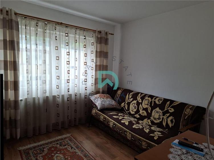 Apartament Bd. Grivitei, decomandat, 2 balcoane, vedere pe doua laturi