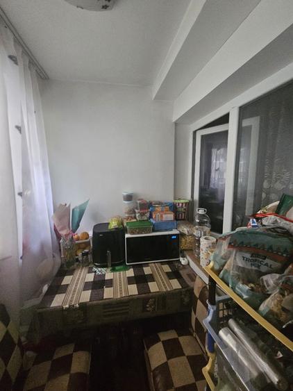 Apartament parter, balcon 13 mp cu ieșire directă – Războieni