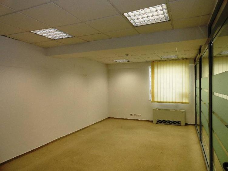 0% comision! Inchiriere birouri Dacia, 367 - 734 mp
