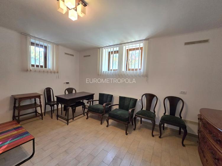 Duplex in vila Aviatorilor-Televiziune