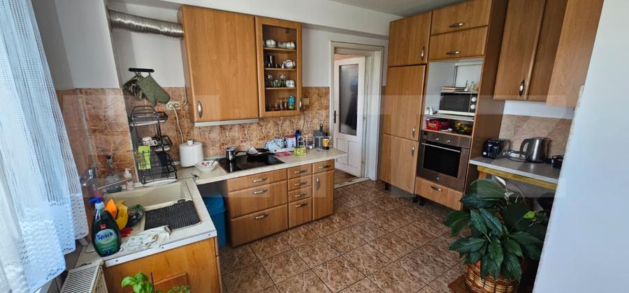 CASA CU 6 CAMERE, 293 MP UTILI SI GARAJ - DEVA - 14