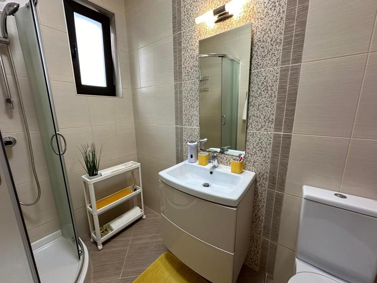 Casă tip duplex | 5 camere | 300 mp teren | Zona Terra, Florești