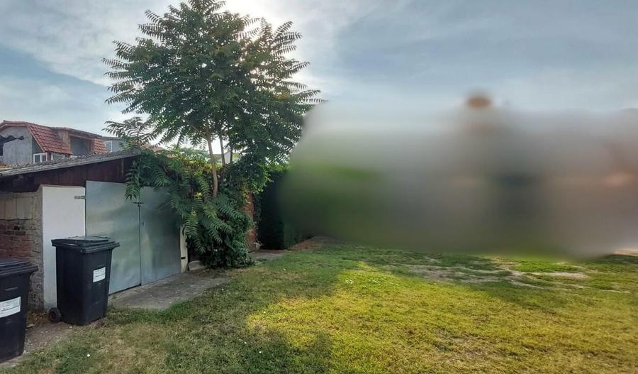 Casa de vanzare – zona centrala, locatie excelenta, front stradal 10m