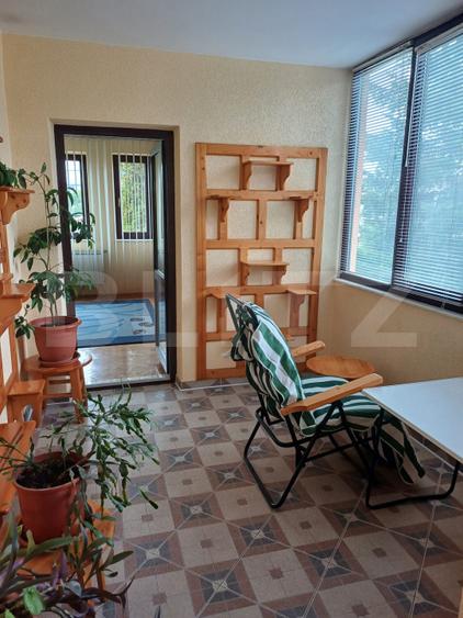 Vila de vanzare, 310 mp, teren 698 mp, zona Burdujeni