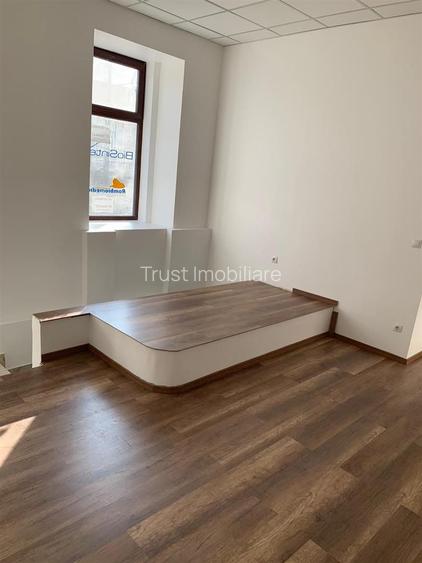 SPATIU COMERCIAL | Str.Motilor | 180 MP  | Parcare - 3