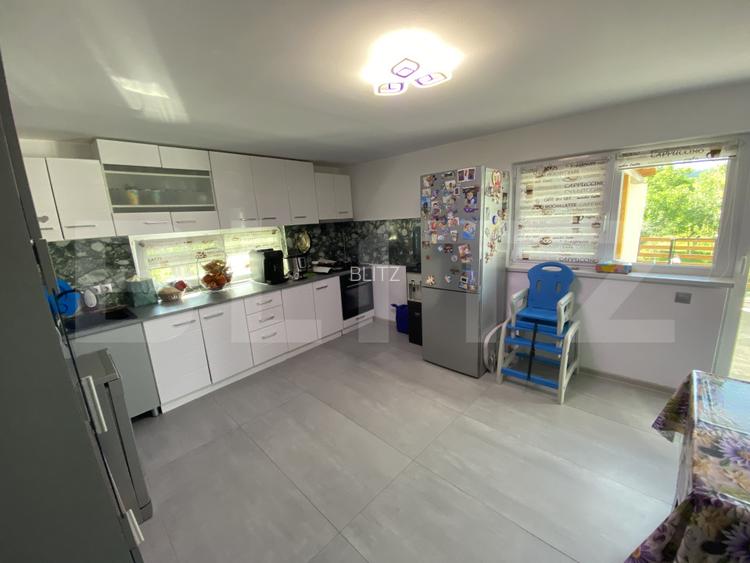 Casa familială în suprafață de 196 mp în localitatea Popeni