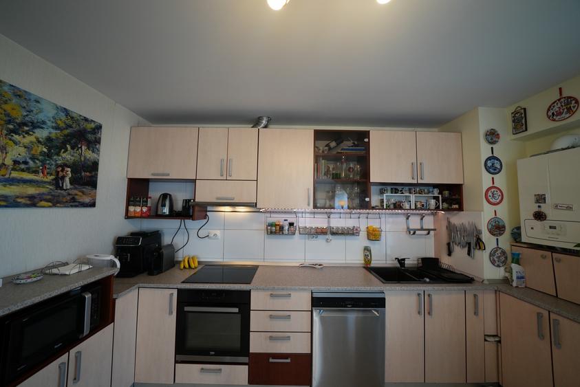 Apartament 5 camere Basarabia | complex Hercesa