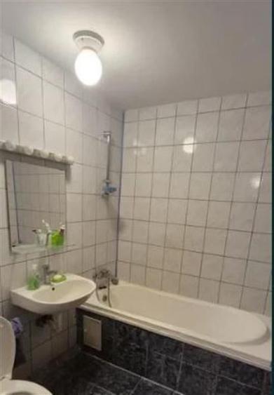Apartament de 3 camere Titan Liviu Rebreanu bloc 1984