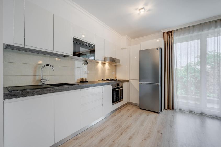 Un apartament în care weekendul pare să dureze mai mult.