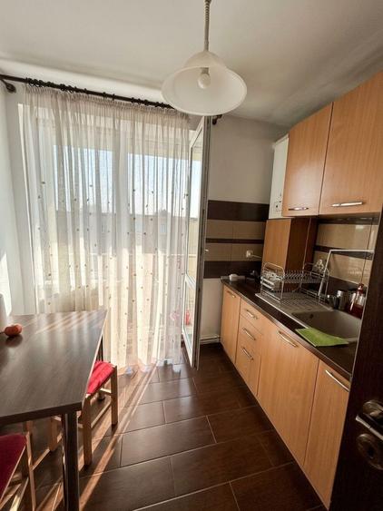 Apartament 3 camere | 61 mp + balcon 8 mp | Tractorul | Comision 0%