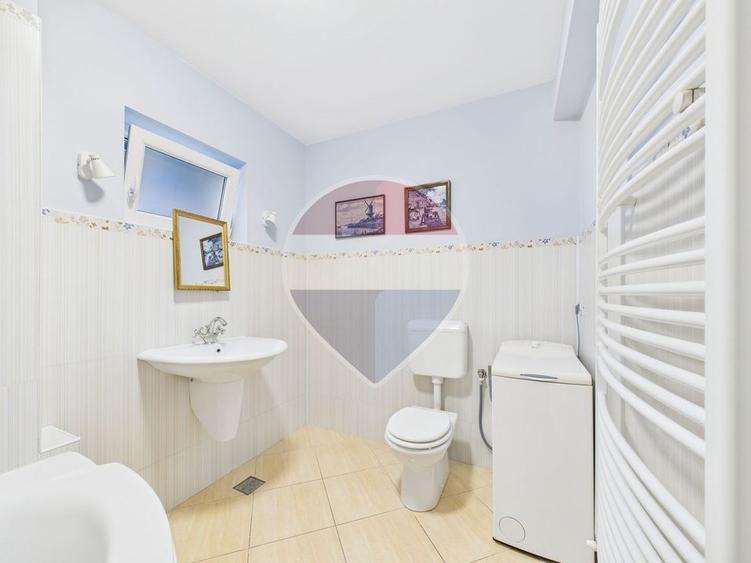 Apartament cu 2 camere de închiriat în zona Capitale