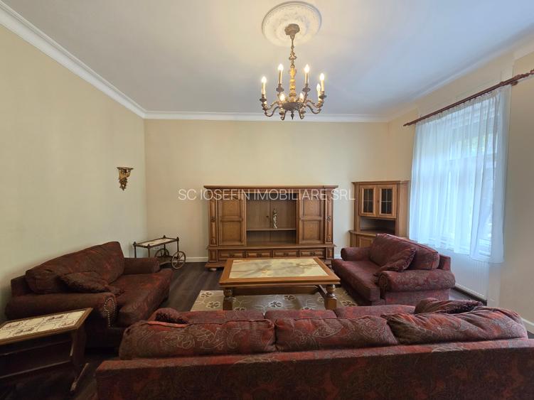 Apartament renovat in cladire istorica - 11